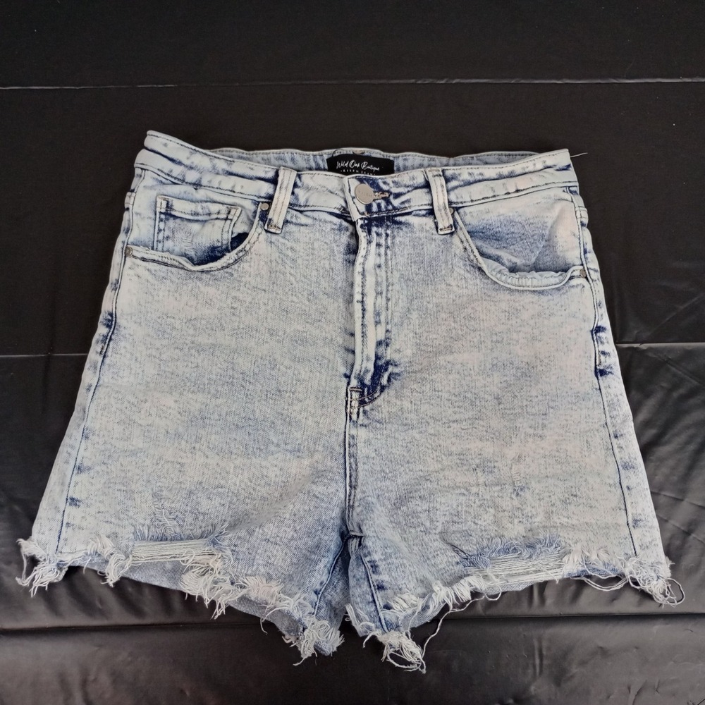 Wild Oak Boutique Women L Light Blue Acid Wash Raw Hem High Rise Jean Shorts